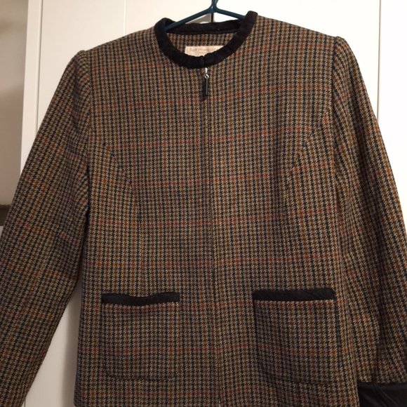 Vintage Jacket - Picture 2 of 5